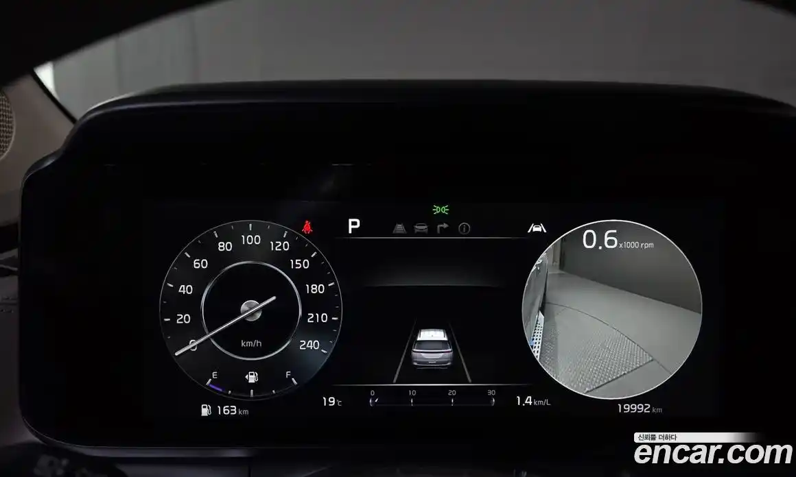 Kia Canival 2022 3.5 Автомат в Москве № 56318, фото 20