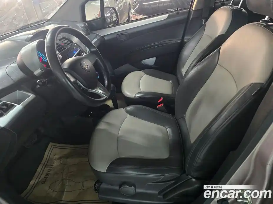 Chevrolet Spark 2012 1.0 Автомат в Москве № 67191, фото 14