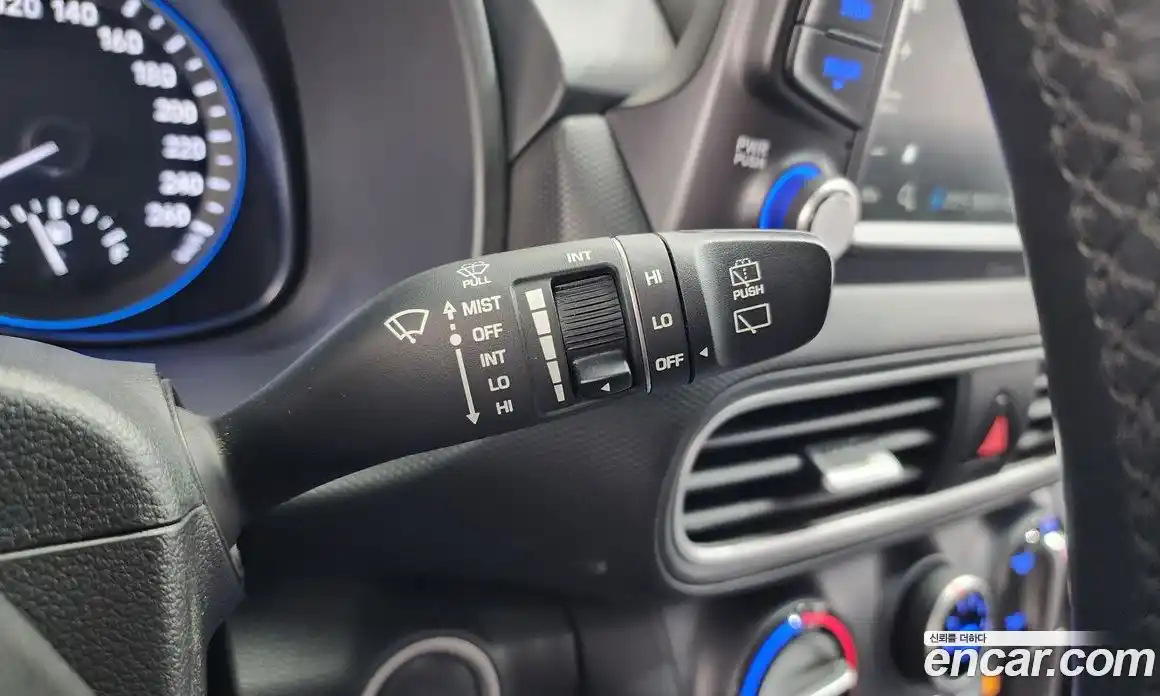 Hyundai Kona 2018 1.6 Автомат в Москве № 87583, фото 7