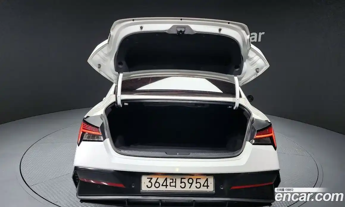 Hyundai Avante 2024 1.6 Автомат в Москве № 8832, фото 12