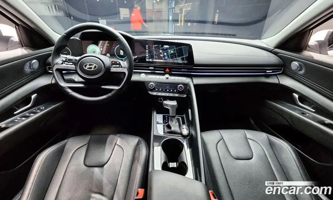 Hyundai Avante 2024 1.6 Автомат в Москве № 8832, фото 18