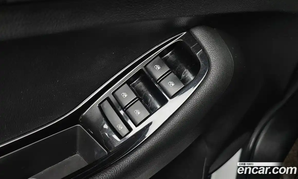 Chevrolet Orlando 2015 2.0 Автомат в Москве № 101628, фото 13