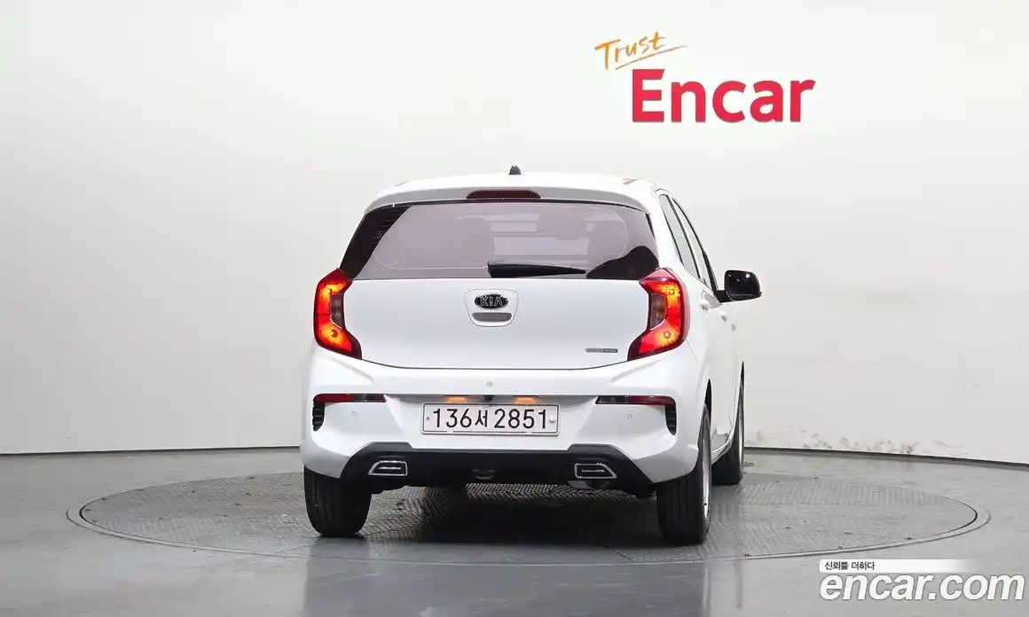 Kia Morning 2021 1.0 Автомат в Москве № 101726, фото 17