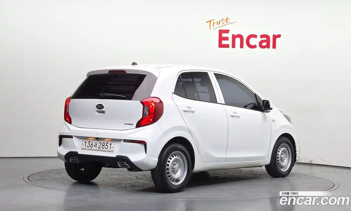 Kia Morning 2021 1.0 Автомат в Москве № 101726, фото 9