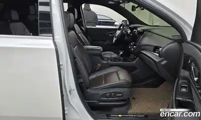 Chevrolet Traverse 2022 3.6 Автомат в Москве № 105721, миниатюра 10