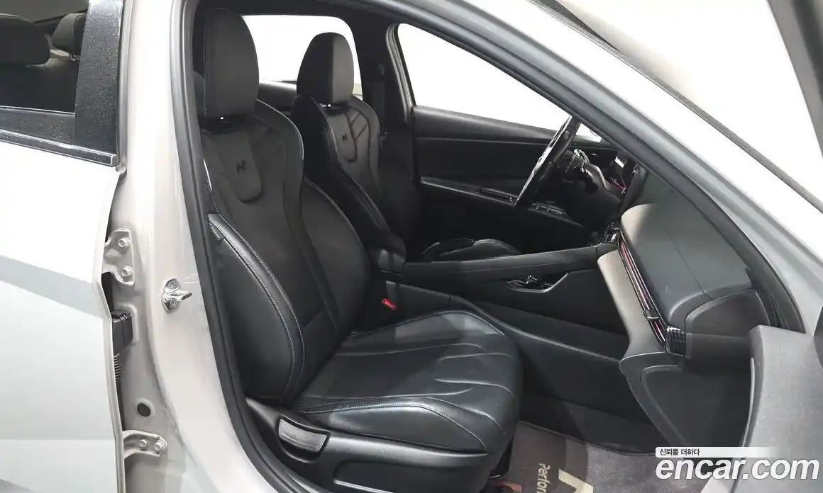 Hyundai Avante 2022 2.0 Автомат в Москве № 10718, фото 20