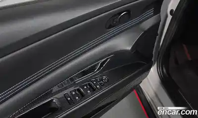 Hyundai Avante 2022 2.0 Автомат в Москве № 10718, миниатюра 10