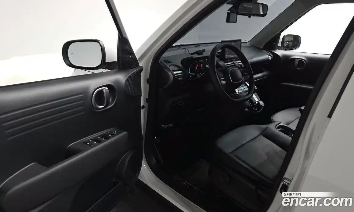 Hyundai Casper 2023 1.0 Автомат в Москве № 111919, фото 16