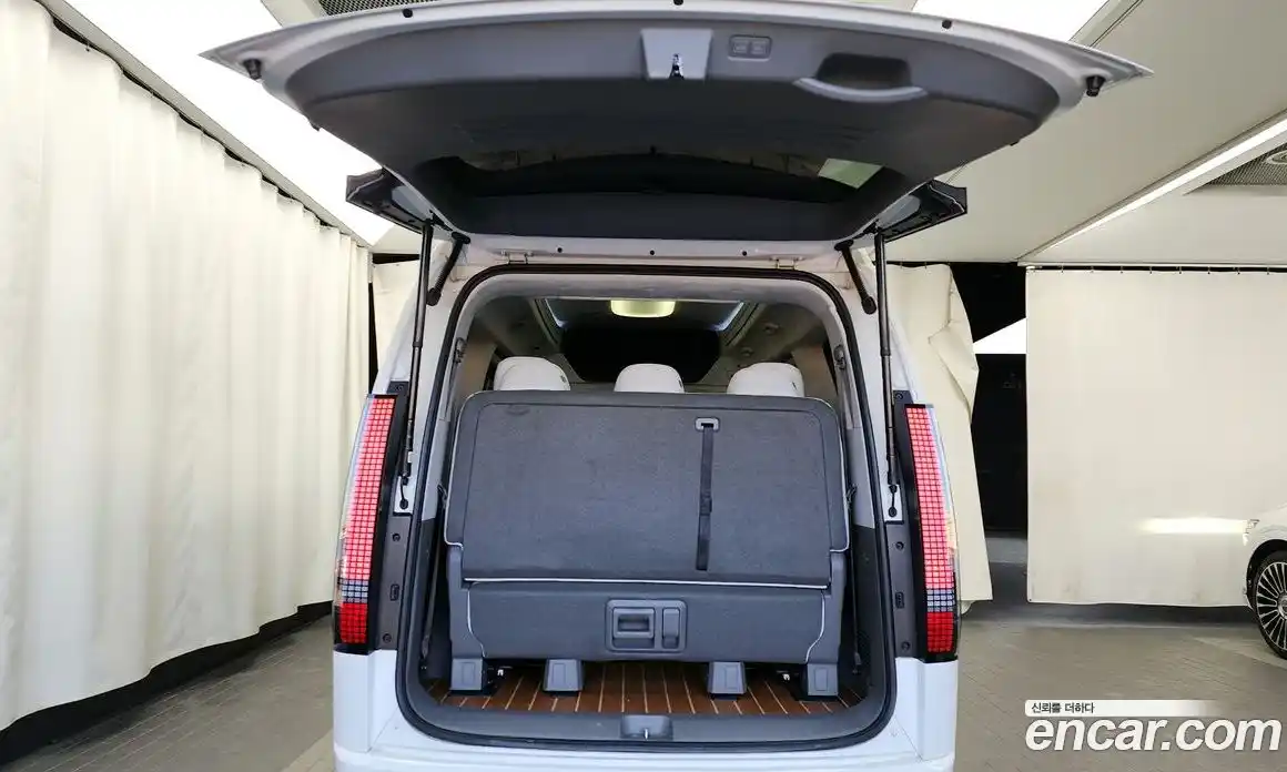 Hyundai Staria 2022 2.2 Автомат в Москве № 112486, фото 20