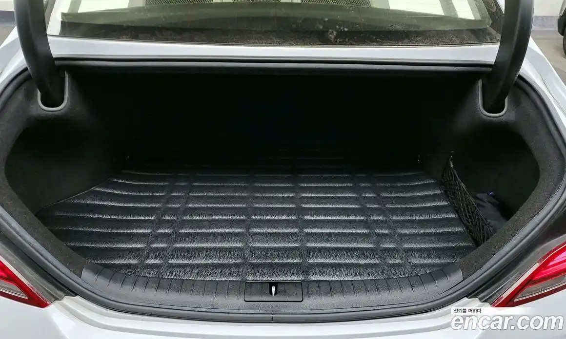 Genesis G70 2019 2.0 Автомат в Москве № 118528, фото 15