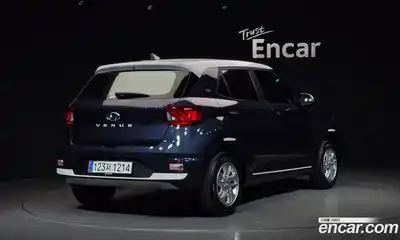 Hyundai Venue 2023 1.6 Автомат в Москве № 118798, миниатюра 2