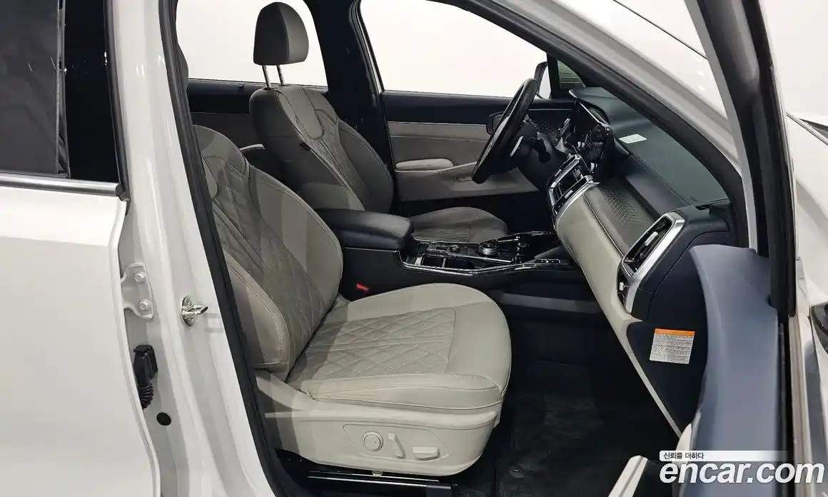 Kia Sorento 2023 1.6 Автомат в Москве № 118895, фото 20