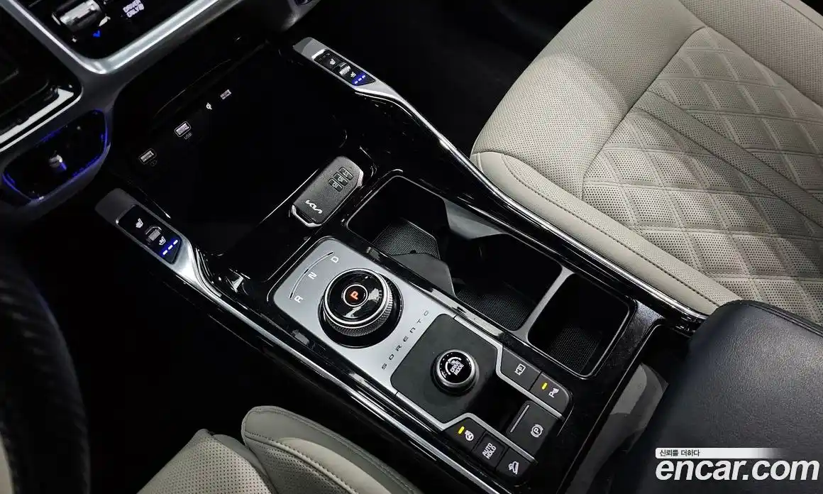 Kia Sorento 2023 1.6 Автомат в Москве № 118895, фото 9