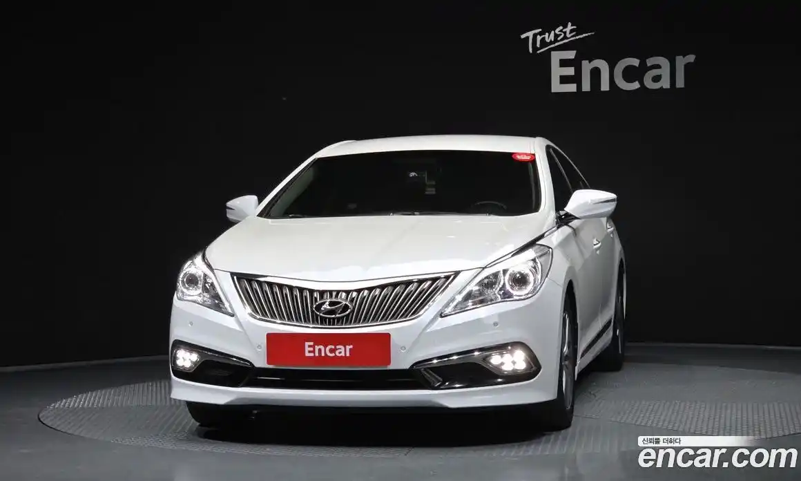 Hyundai Grandeur 2016 2.4 Автомат в Москве № 119690, фото 12