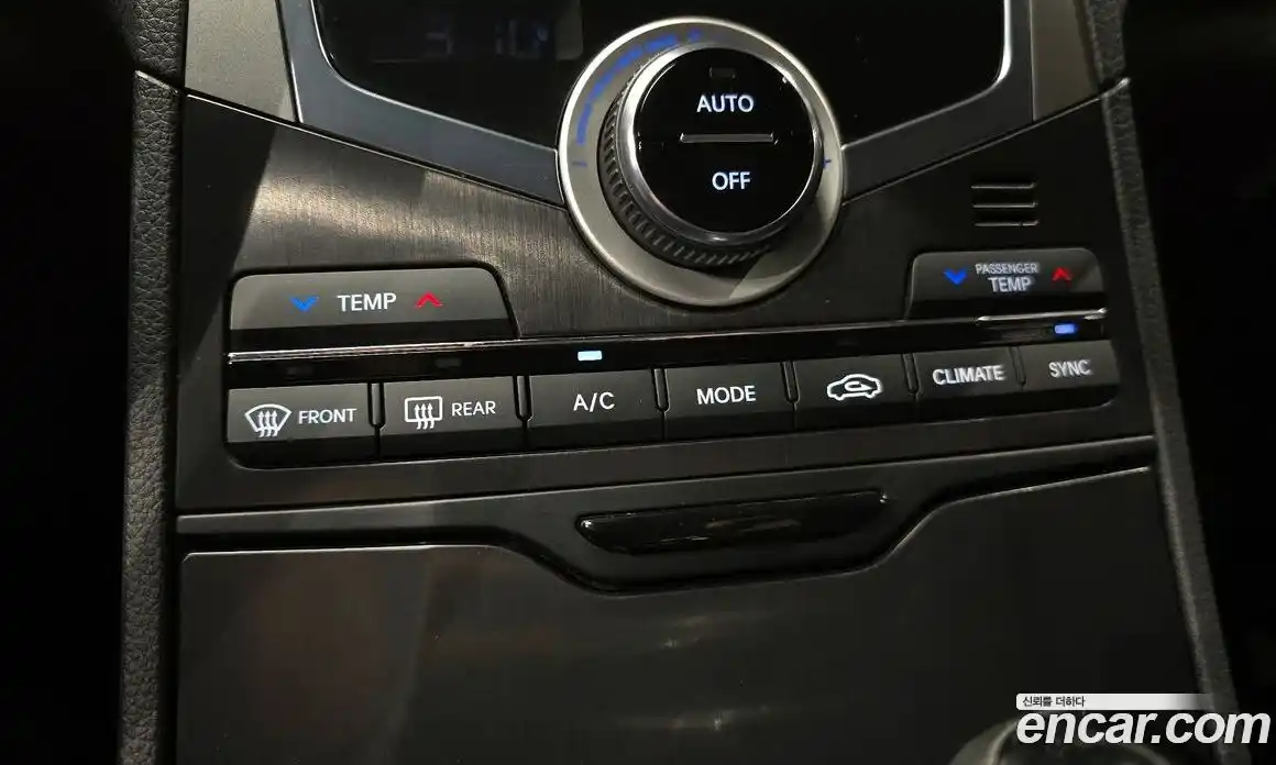 Hyundai Grandeur 2016 2.4 Автомат в Москве № 119690, фото 15