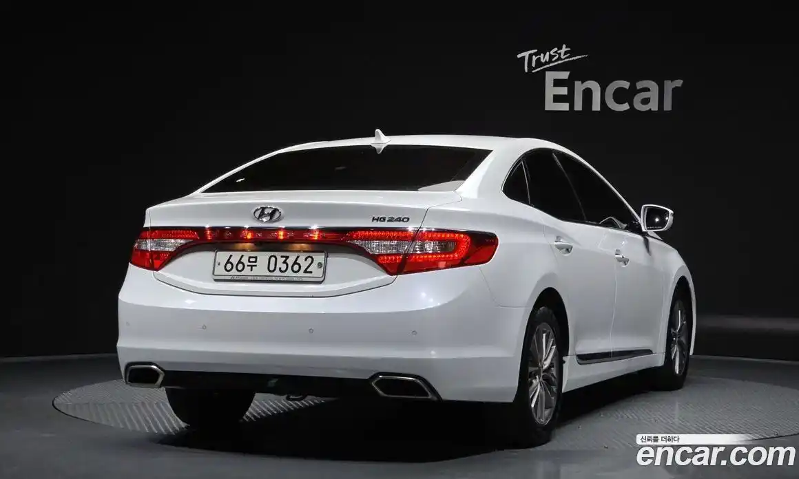 Hyundai Grandeur 2016 2.4 Автомат в Москве № 119690, фото 19