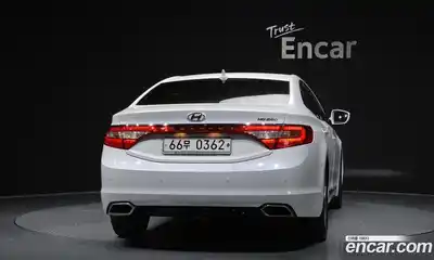 Hyundai Grandeur 2016 2.4 Автомат в Москве № 119690, миниатюра 6