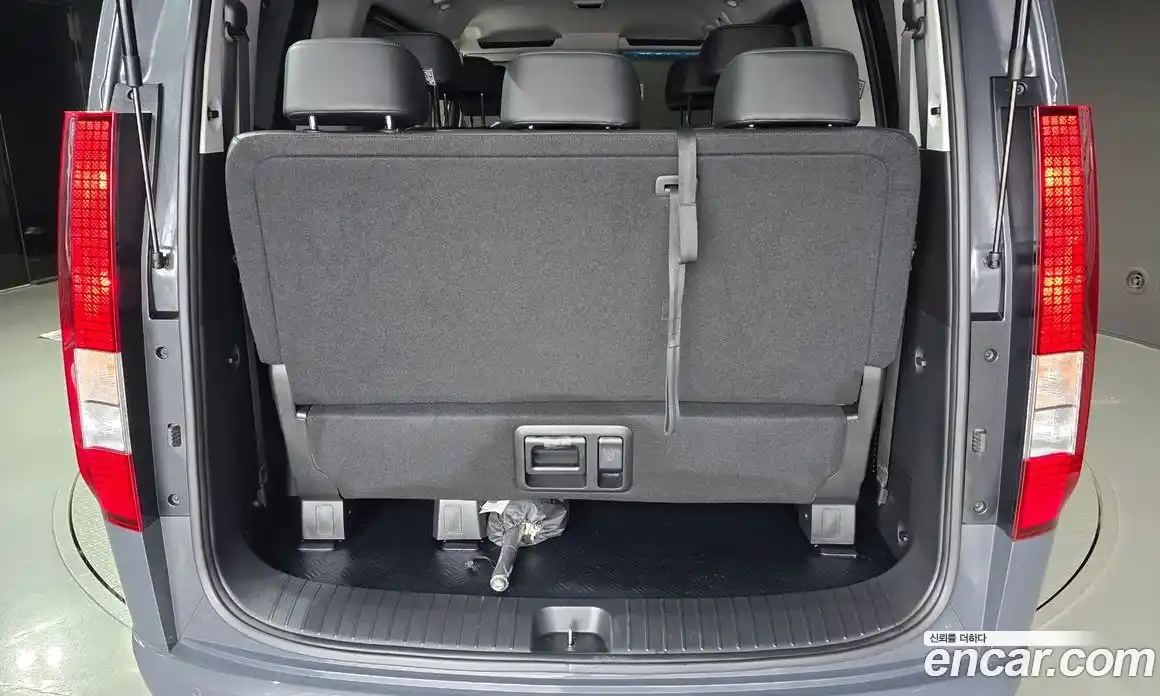 Hyundai Staria 2025 1.6 Автомат в Москве № 119742, фото 6