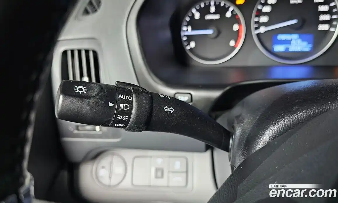 Hyundai Starex 2019 2.5 Автомат в Москве № 122411, фото 13