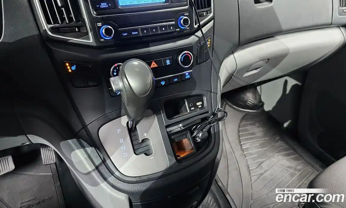 Hyundai Starex 2019 2.5 Автомат в Москве № 122411, фото 7