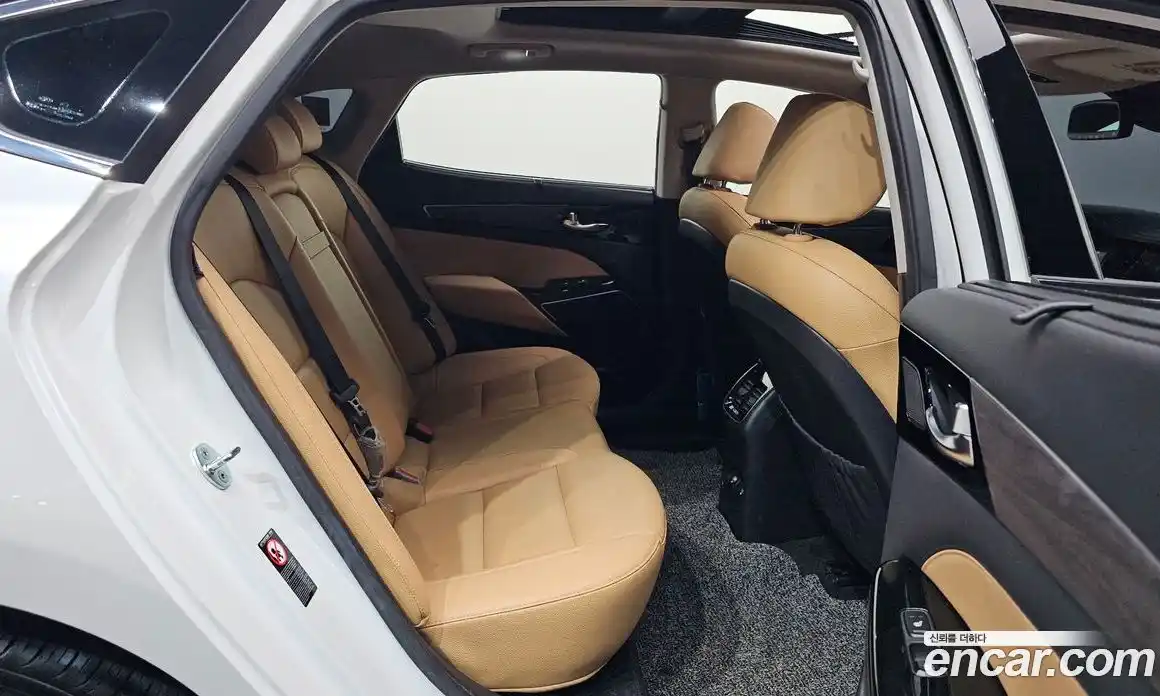 Kia K7 2021 2.5 Автомат в Москве № 122887, фото 18