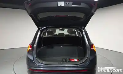 Hyundai Santa Fe 2021 2.2 Автомат в Москве № 123409, миниатюра 2