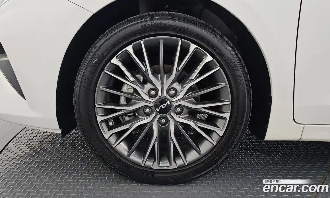 Kia K3 2022 1.6 Автомат в Москве № 12697, фото 5