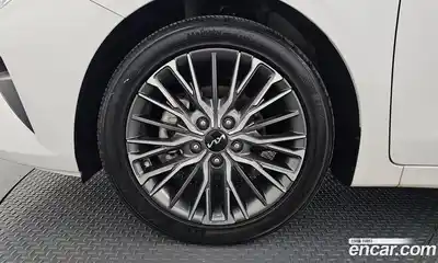 Kia K3 2022 1.6 Автомат в Москве № 12697, миниатюра 5