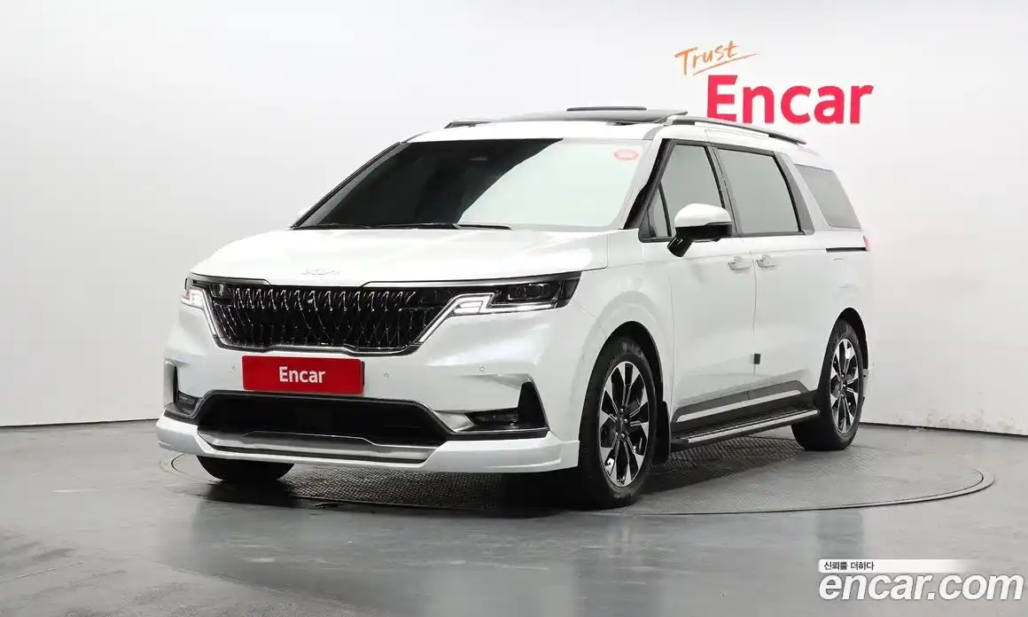 Kia Canival 2023 3.5 Автомат в Москве № 127752, фото 11