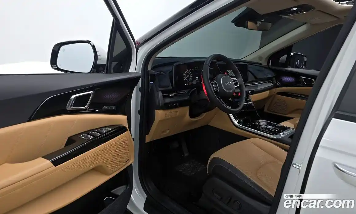 Kia Canival 2023 3.5 Автомат в Москве № 127752, фото 14