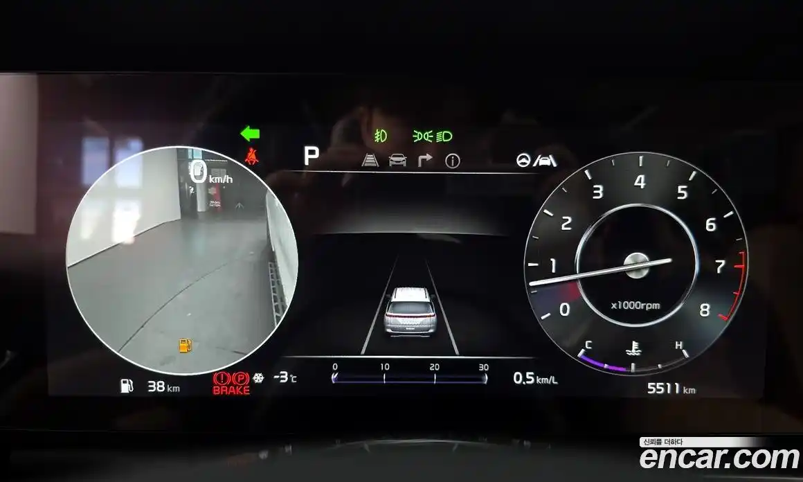 Kia Canival 2023 3.5 Автомат в Москве № 127752, фото 5