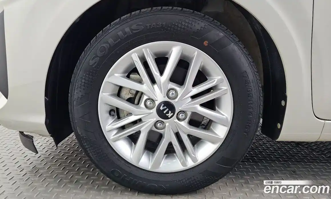 Kia Morning 2021 1.0 Автомат в Москве № 128665, фото 19