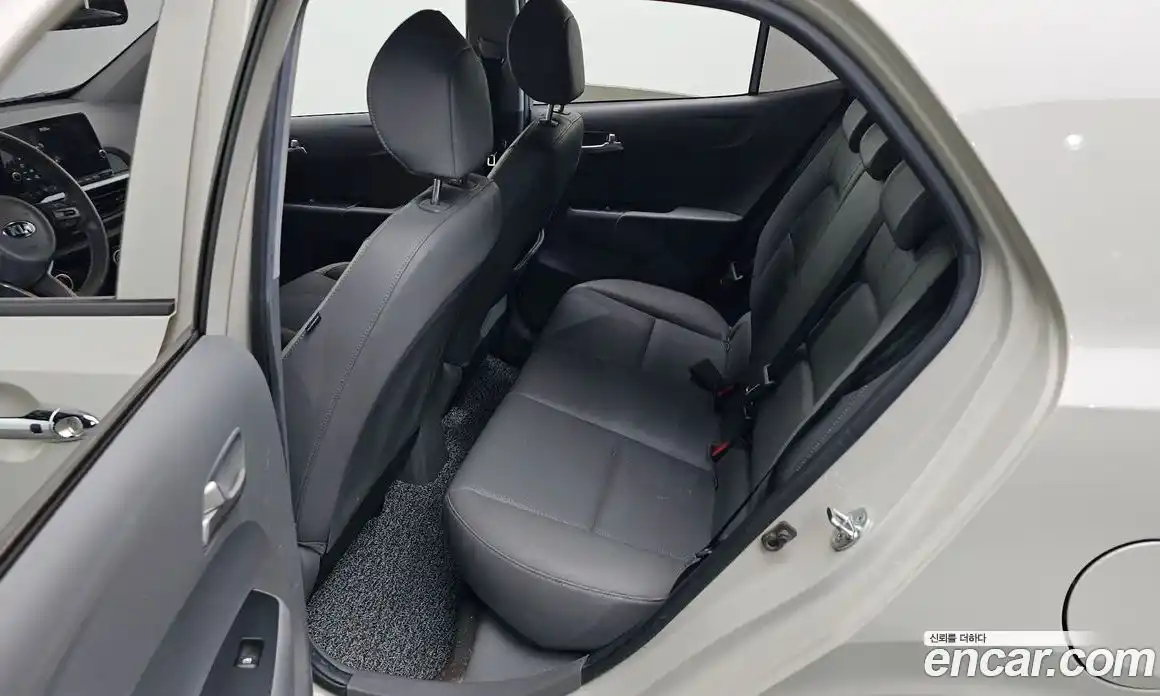 Kia Morning 2021 1.0 Автомат в Москве № 128665, фото 8