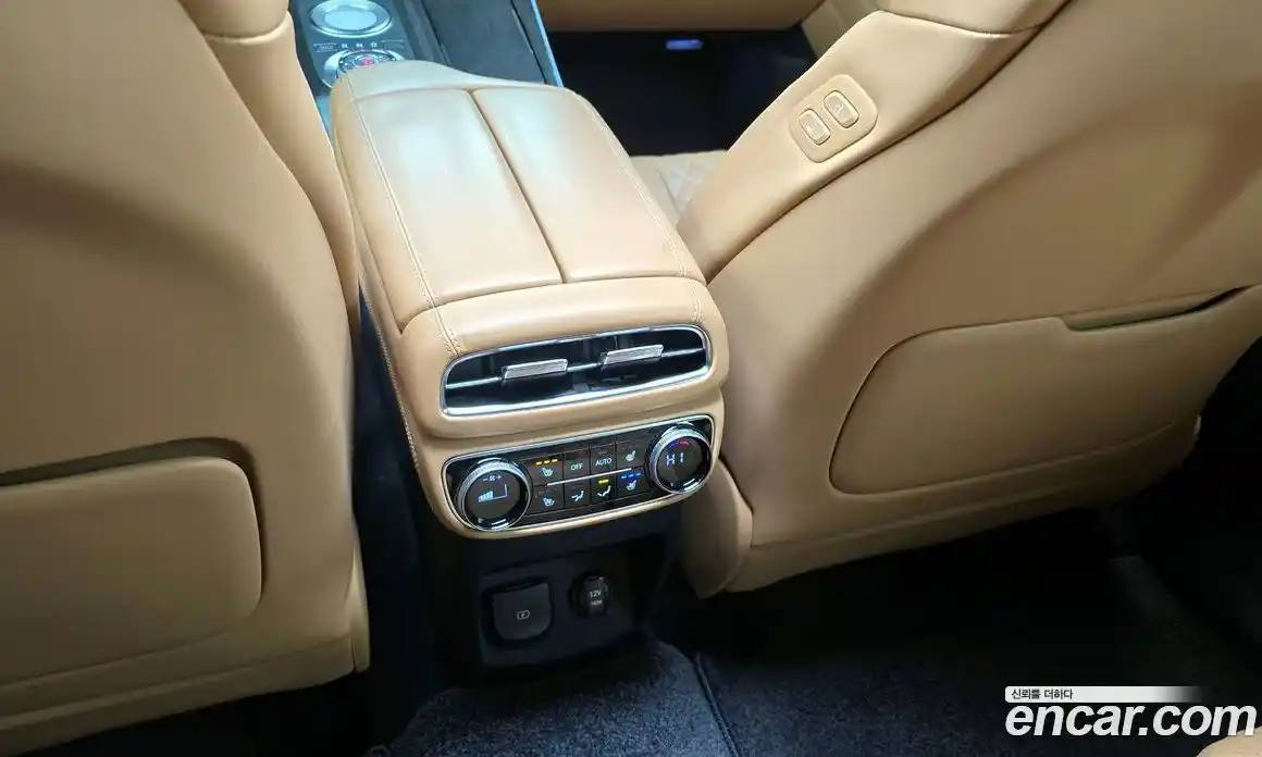 Genesis GV80 2020 3.5 Автомат в Москве № 128916, фото 13