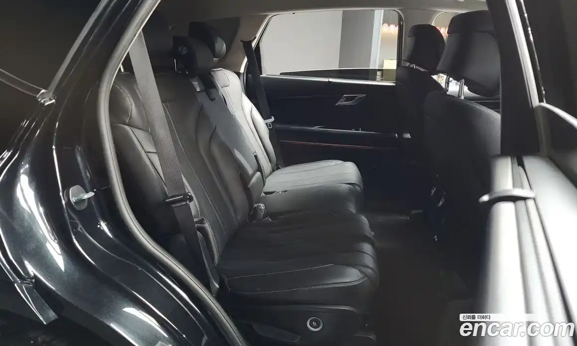 Genesis GV80 2024 2.5 Автомат в Москве № 12955, фото 1