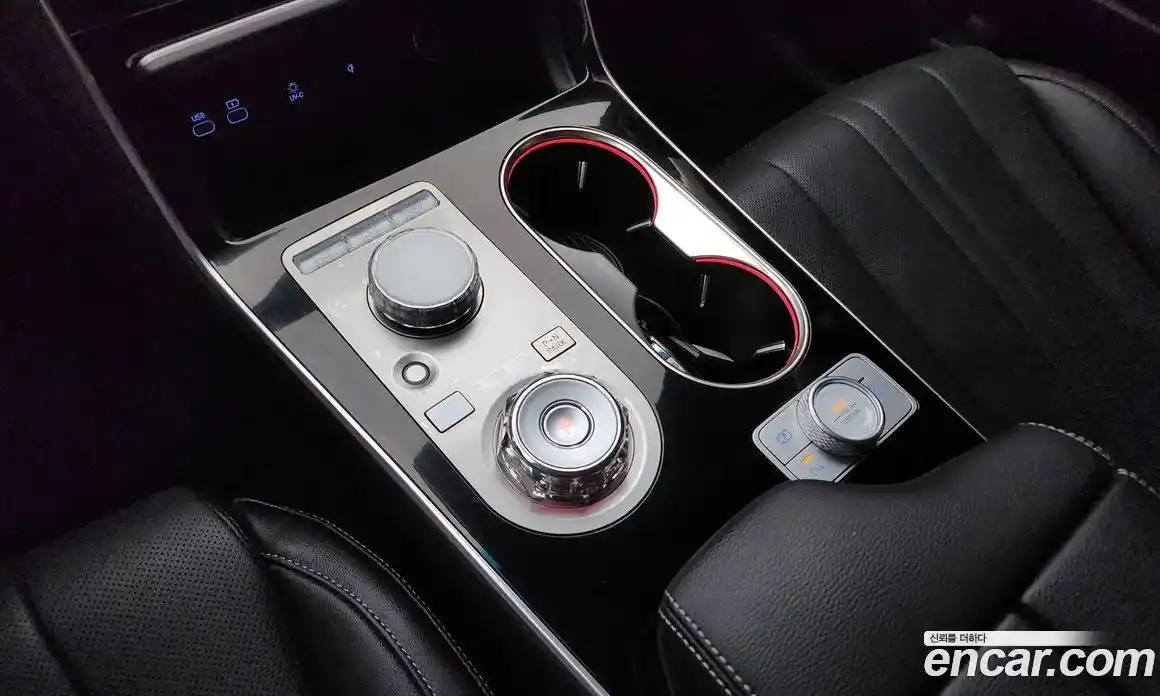 Genesis GV80 2024 2.5 Автомат в Москве № 12955, фото 17