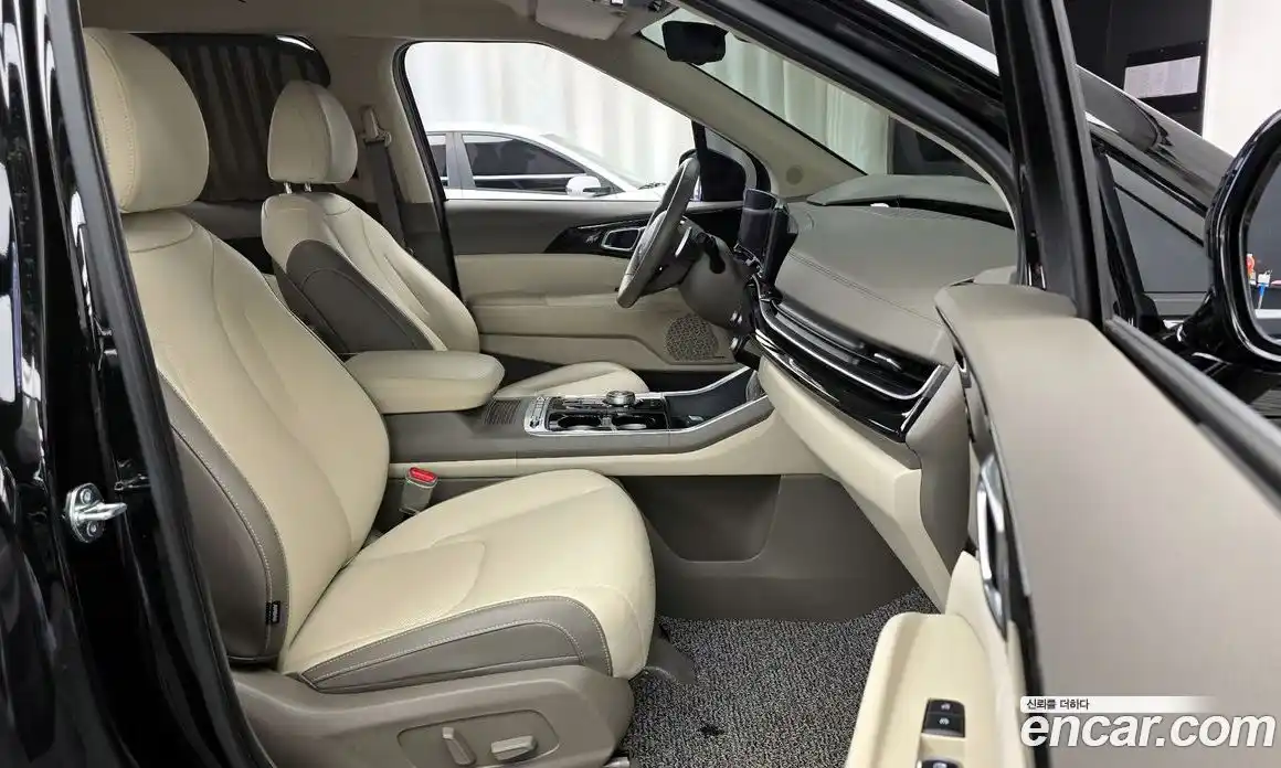 Kia Canival 2024 3.5 Автомат в Москве № 131344, фото 20