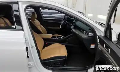 Kia K5 2023 2.0 Автомат в Москве № 132350, миниатюра 3