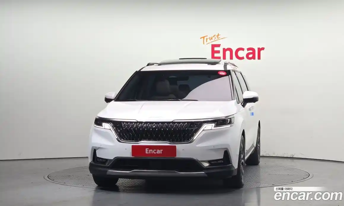 Kia Canival 2023 3.5 Автомат в Москве № 132418, фото 9