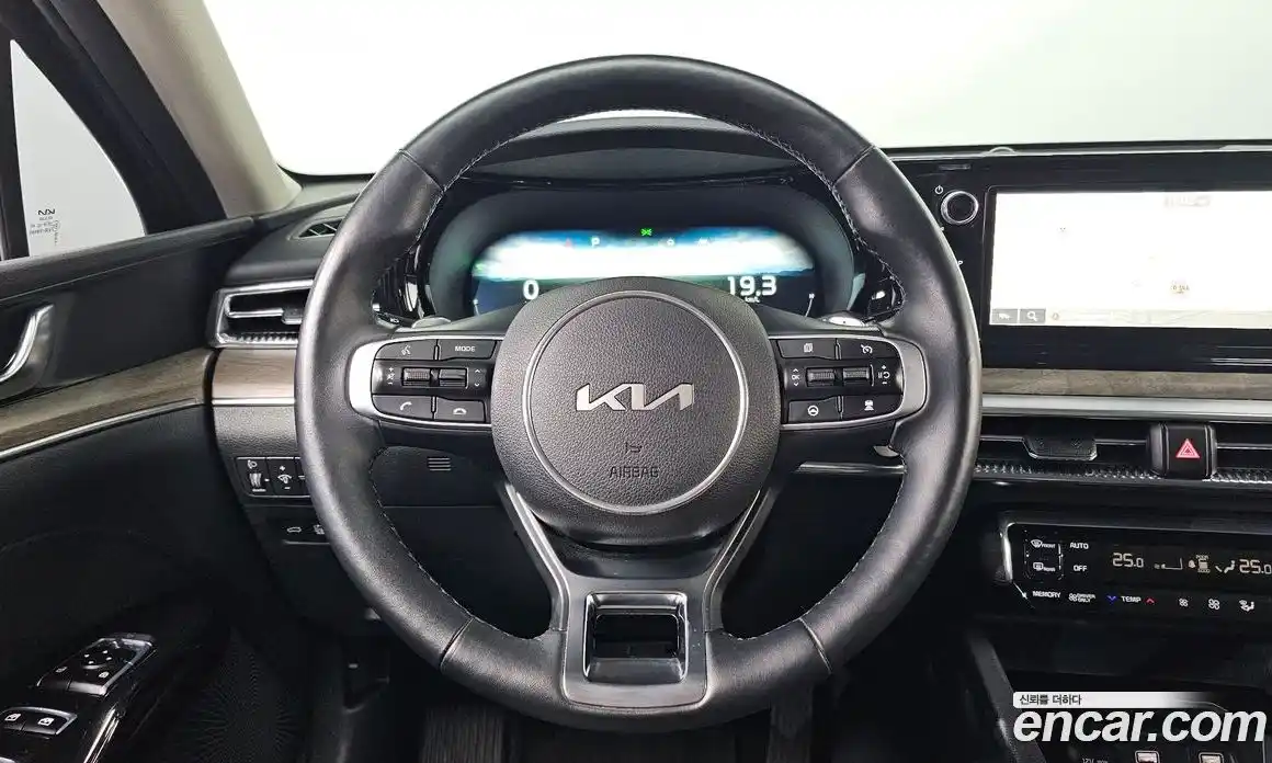 Kia K5 2023 2.0 Автомат в Москве № 133342, фото 9