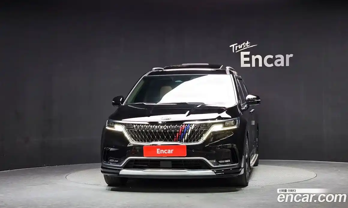 Kia Canival 2021 2.2 Автомат в Москве № 133457, фото 15