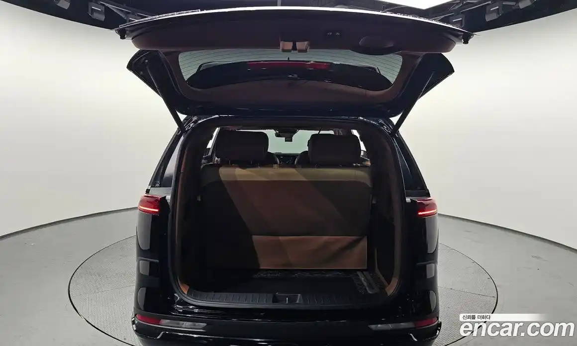 Kia Canival 2021 2.2 Автомат в Москве № 133916, фото 19