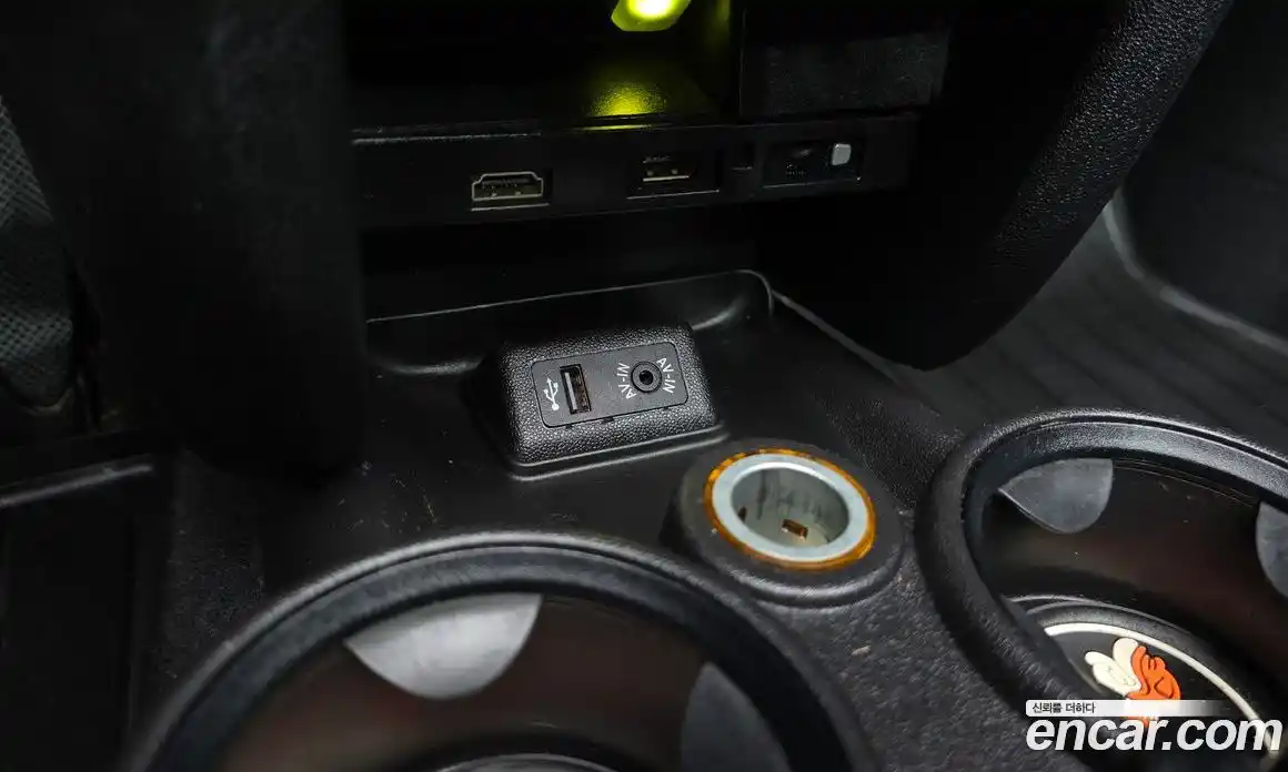 Mini Cooper Convertible 2015 1.6 Автомат в Москве № 136927, фото 15