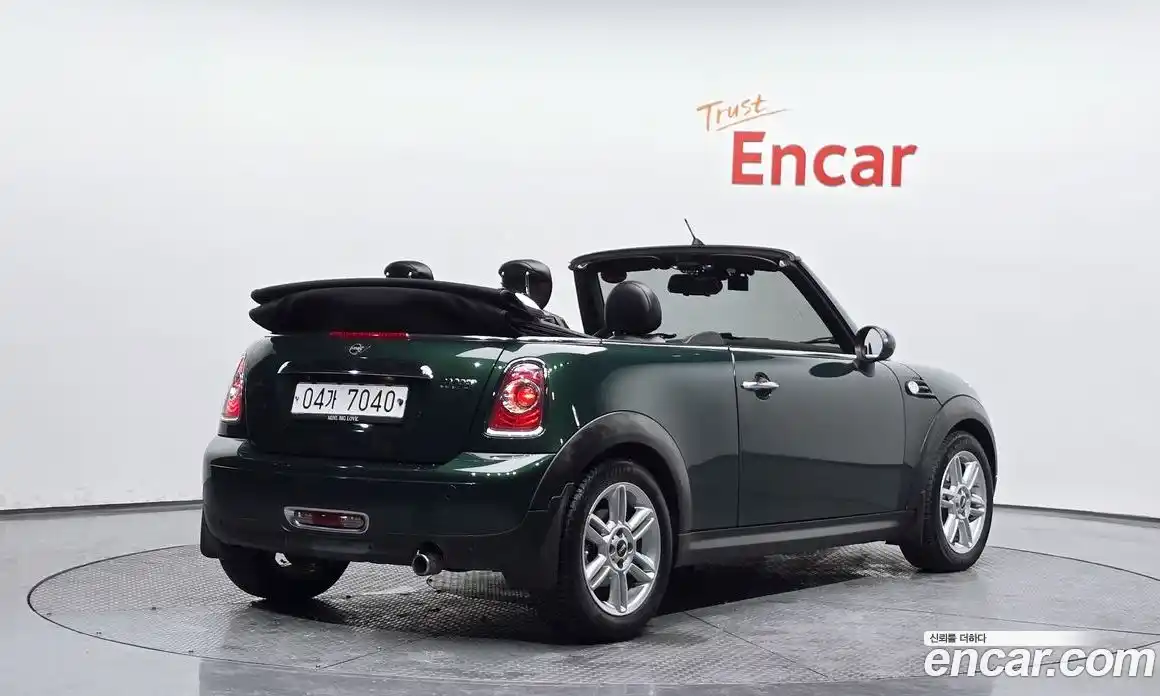 Mini Cooper Convertible 2015 1.6 Автомат в Москве № 136927, фото 18