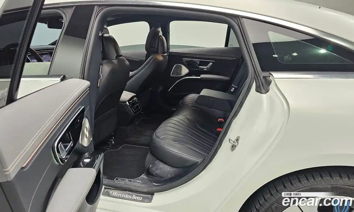 Mercedes-Benz EQS 2022 0.3 Автомат в Москве № 141465, фото 16