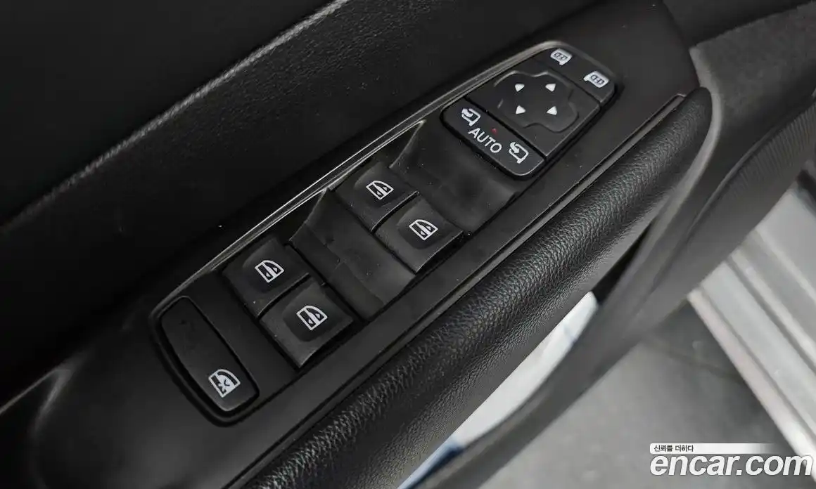 Renault SM6 2019 2.0 Автомат в Москве № 147555, фото 16