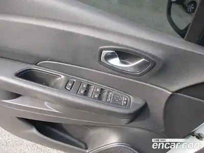 Renault QM3 2019 1.5 Автомат в Москве № 152529, миниатюра 2