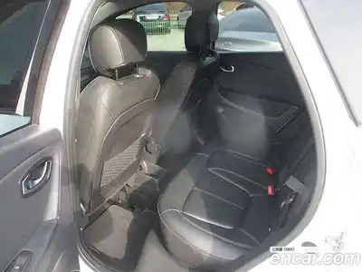 Renault QM3 2019 1.5 Автомат в Москве № 152529, миниатюра 3