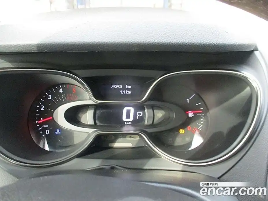 Renault QM3 2019 1.5 Автомат в Москве № 152529, фото 4