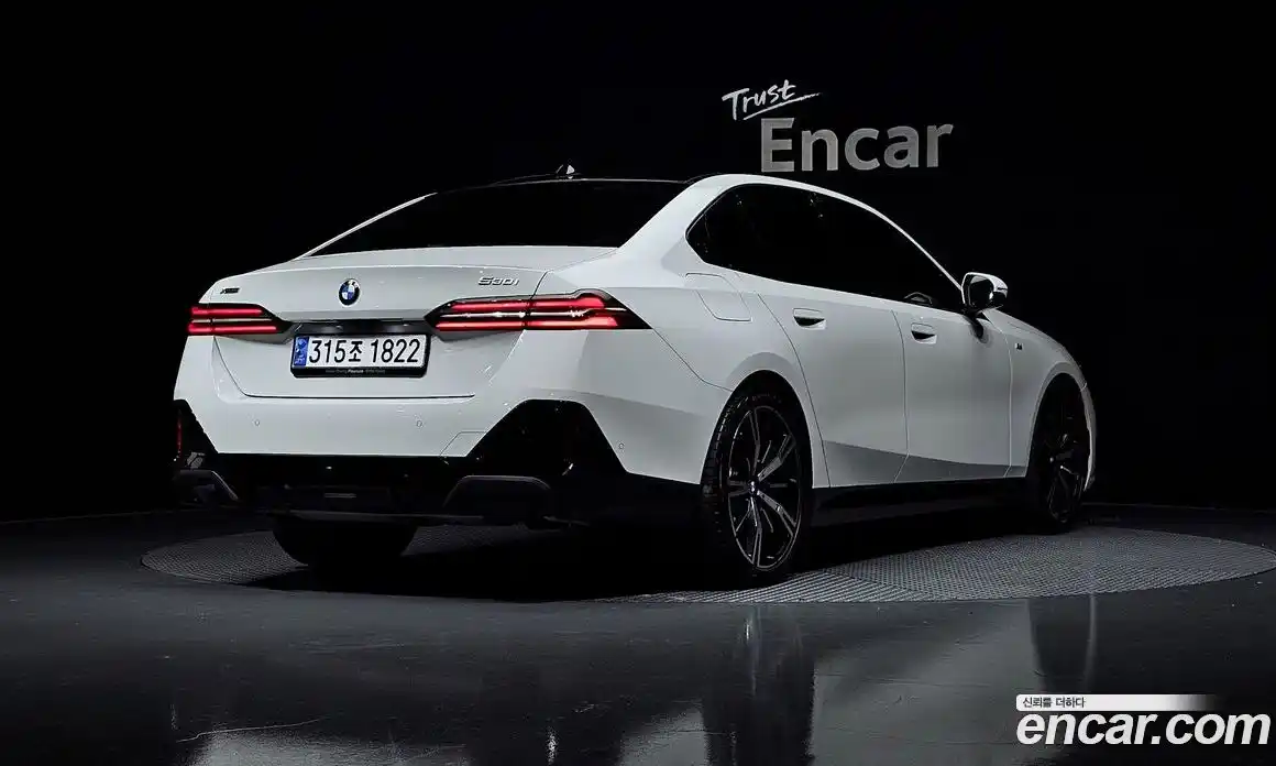 BMW 5-Series 2024 2.0 Автомат в Москве № 156929, фото 20